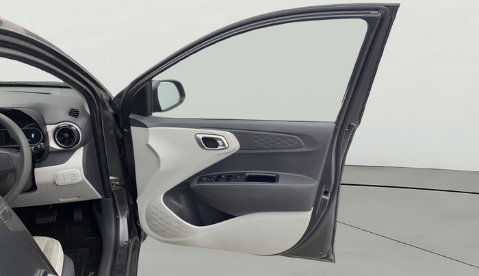 2022 Hyundai GRAND I10 NIOS SPORTZ AMT 1.2 KAPPA VTVT, Petrol, Automatic, 4,494 km, RHS Front Door