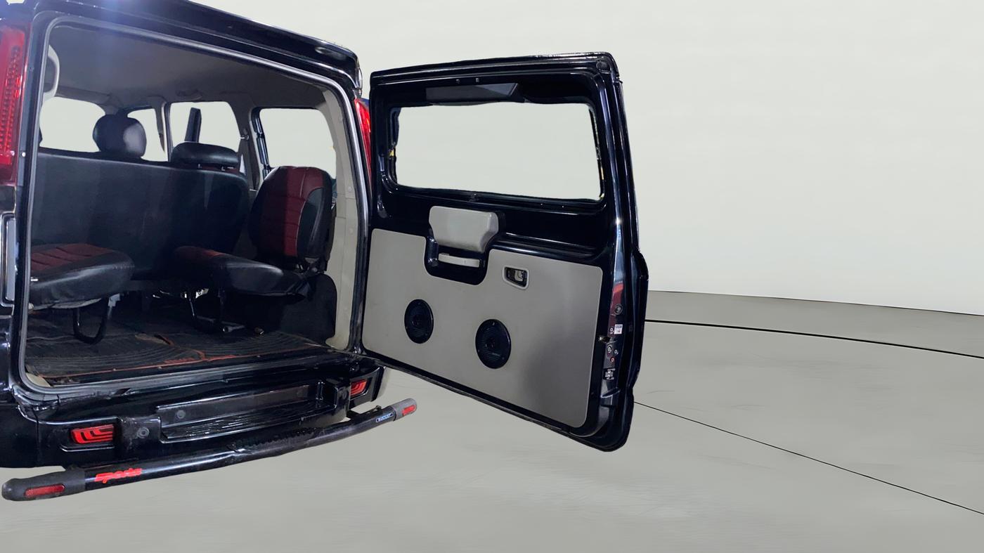 2017 Mahindra Scorpio S10, Diesel, Manual, 62,153 km, Boot Door Open
