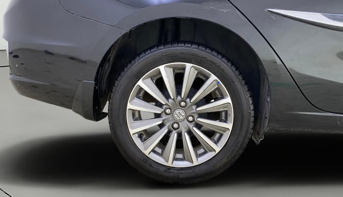 2022 Maruti Ciaz ALPHA  AT 1.5 SHVS PETROL, Petrol, Automatic, 21,936 km, Right Rear Wheel
