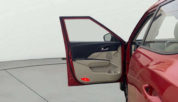 2021 Mahindra XUV300 W8 (O) 1.5 DIESEL AMT, Diesel, Automatic, 74,395 km, LHS Front Door