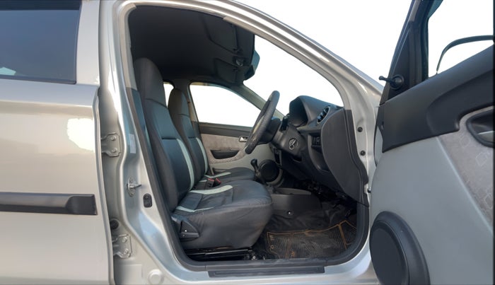 2018 Maruti Alto 800 VXI, Petrol, Manual, 50,681 km, Right Side Front Door Cabin