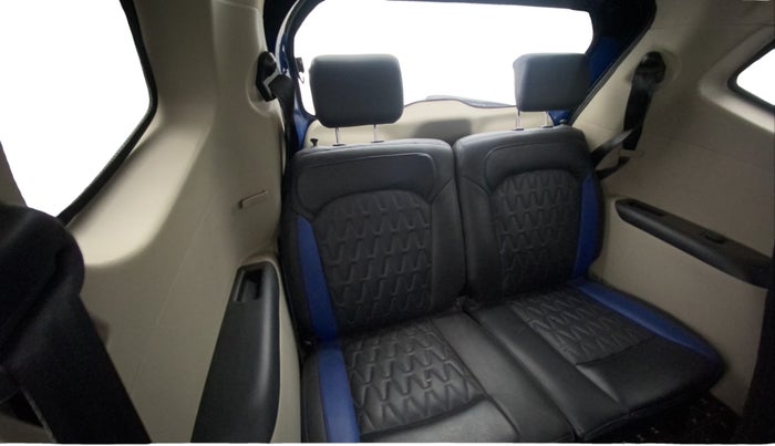 2021 Renault TRIBER RXZ AMT DUAL TONE, Petrol, Automatic, 24,825 km, Third Seat Row ( optional )