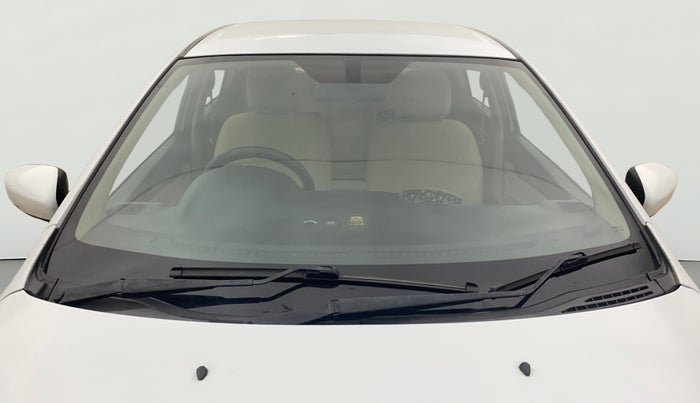 2017 Maruti Ciaz DELTA DIESEL 1.3, Diesel, Manual, 65,617 km, Front Windshield