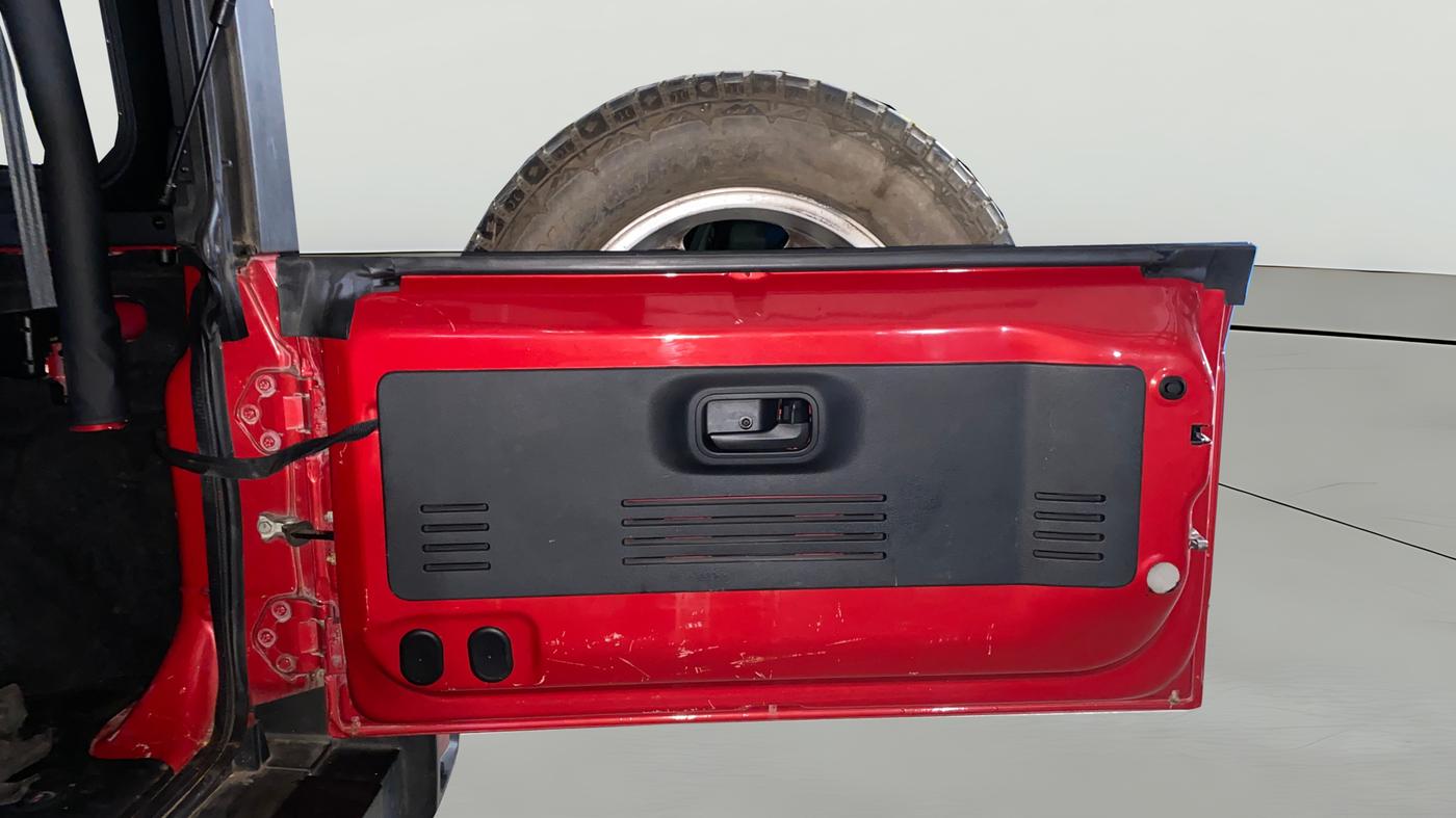 2022 Mahindra Thar LX HARD TOP 4WD MT, Diesel, Manual, 62,862 km, Boot Door Open