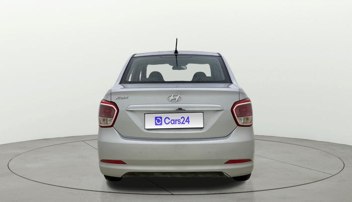 2015 Hyundai Xcent S 1.2, Petrol, Manual, 1,09,398 km, Back/Rear