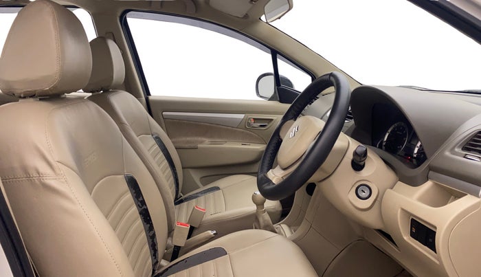 2014 Maruti Ertiga VDI, Diesel, Manual, 98,831 km, Right Side Front Door Cabin