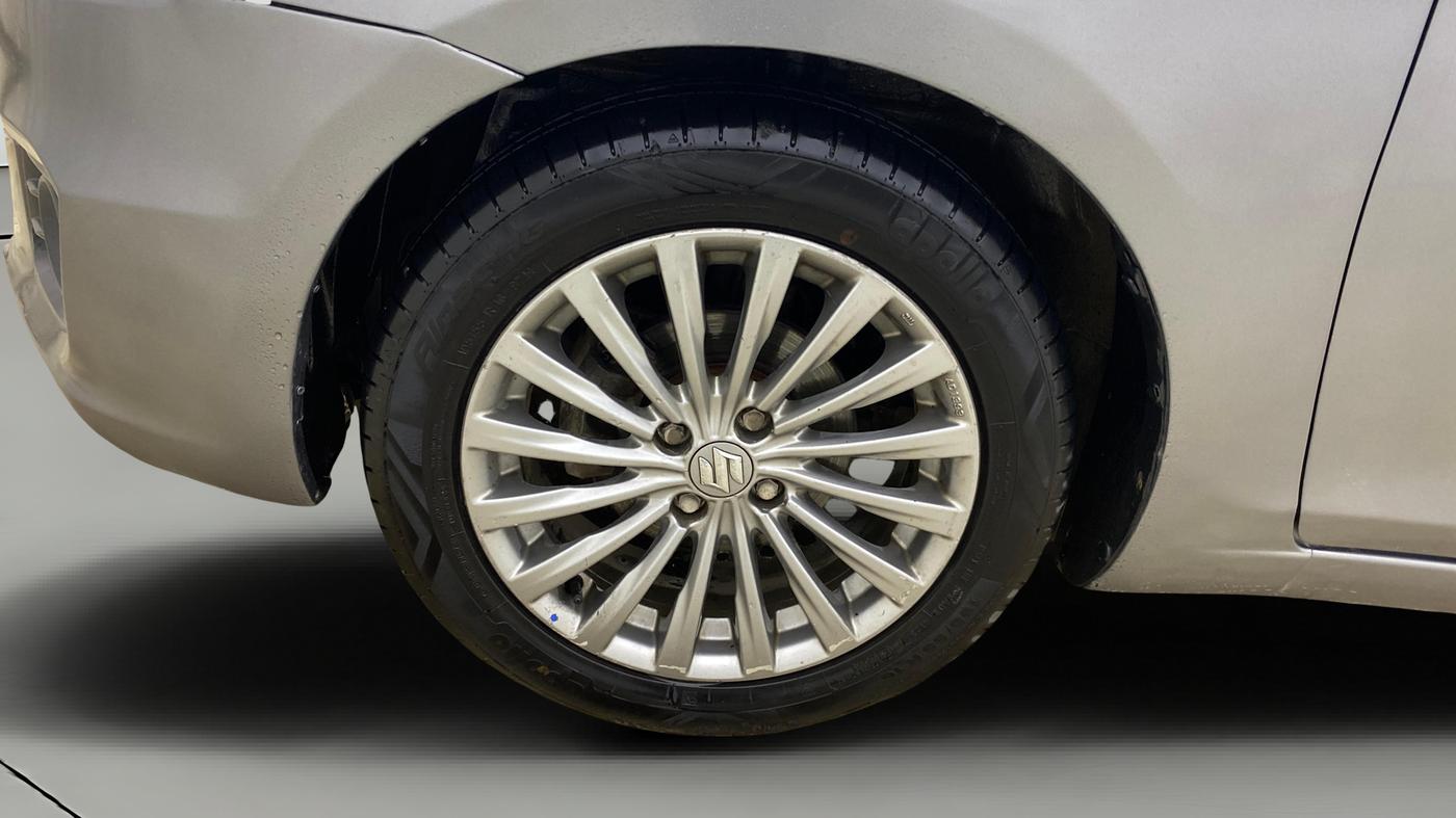 2016 Maruti Ciaz ZDI+ SHVS, Diesel, Manual, 1,36,035 km, Left Front Wheel
