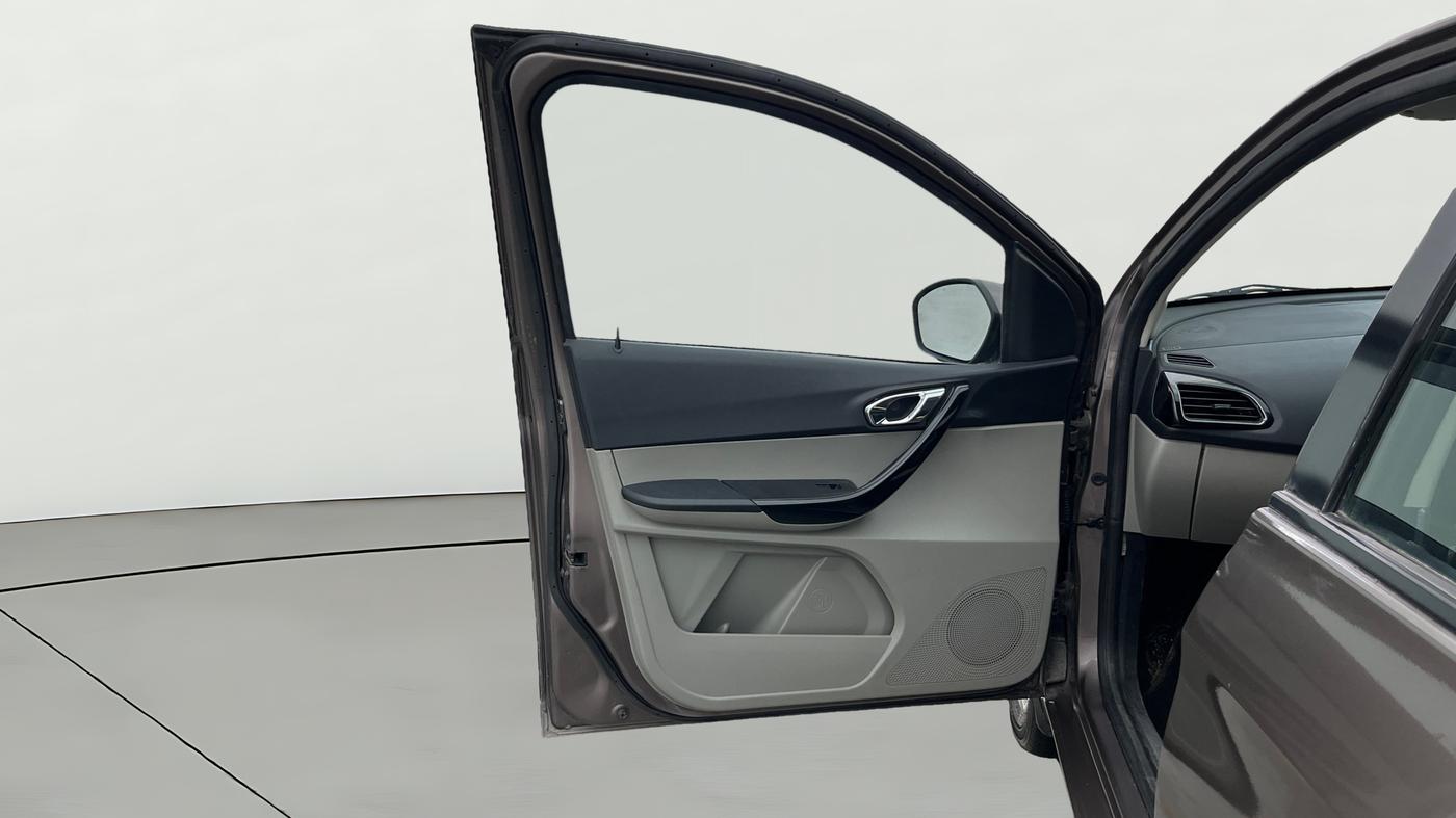 2018 Tata Tiago XZA PETROL, Petrol, Automatic, 46,372 km, LHS Front Door