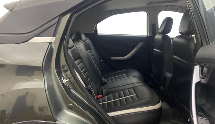 2022 Tata NEXON XM SUNROOF PETROL, Petrol, Manual, 52,446 km, Right Side Rear Door Cabin