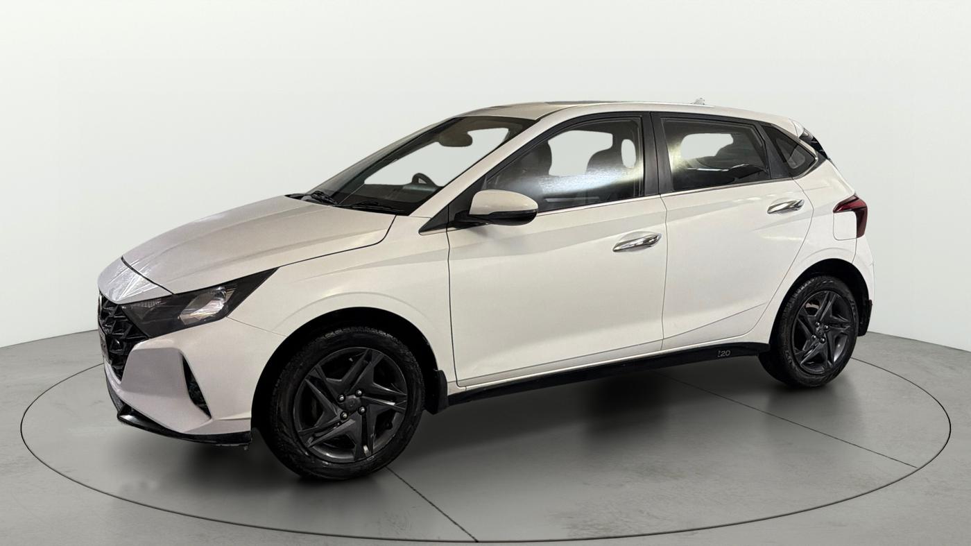 2022 Hyundai NEW I20 Sportz 1.2 IVT, Petrol, Automatic, 1,21,970 km, Left Front Diagonal