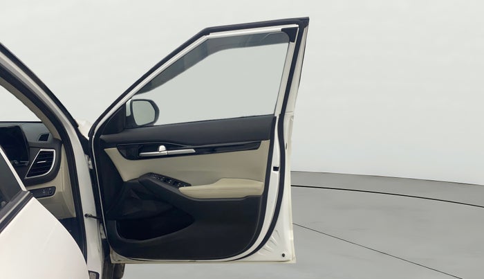 2022 KIA SELTOS HTX 1.5 DIESEL AT, Diesel, Automatic, 62,878 km, RHS Front Door