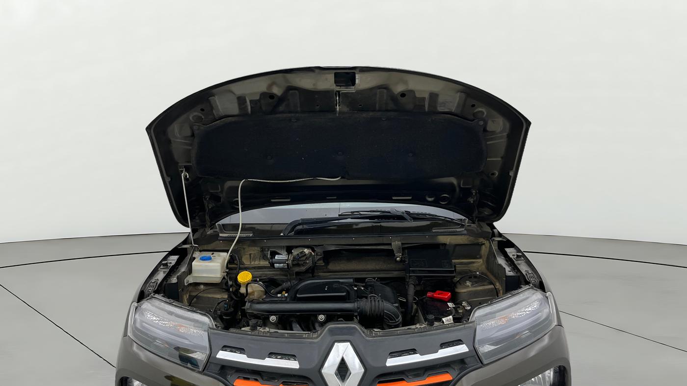 2025 Renault Kwid RXT 1.0 AMT, Petrol, Automatic, 16,638 km, Open Bonet