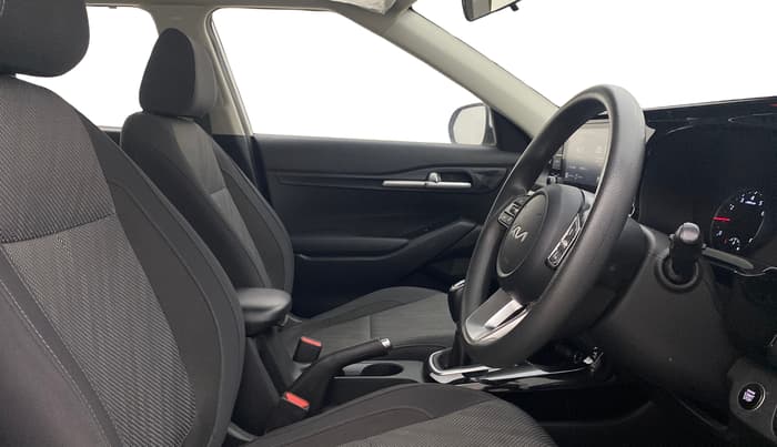 2022 KIA SELTOS HTK PLUS 1.5, Petrol, Manual, 82,149 km, Right Side Front Door Cabin