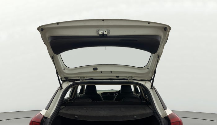 2018 Hyundai Elite i20 MAGNA EXECUTIVE 1.2, CNG, Manual, 80,172 km, Boot Door Open