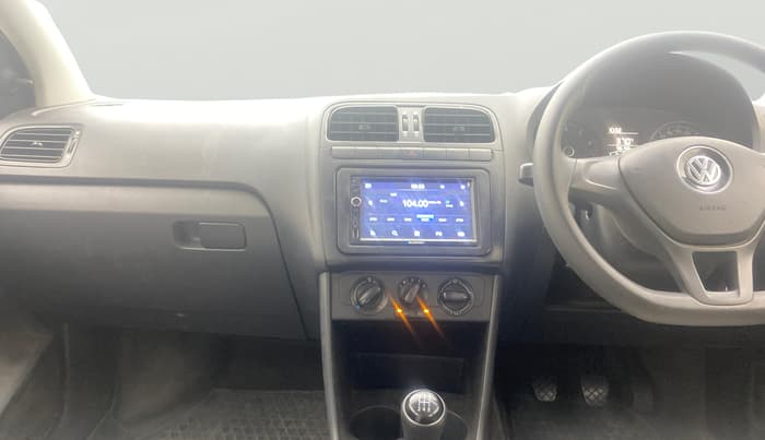 2021 Volkswagen Polo TRENDLINE 1.0L, Petrol, Manual, 56,113 km, Air Conditioner