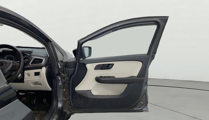 2024 Tata ALTROZ XM PLUS PETROL, Petrol, Manual, 42,048 km, RHS Front Door