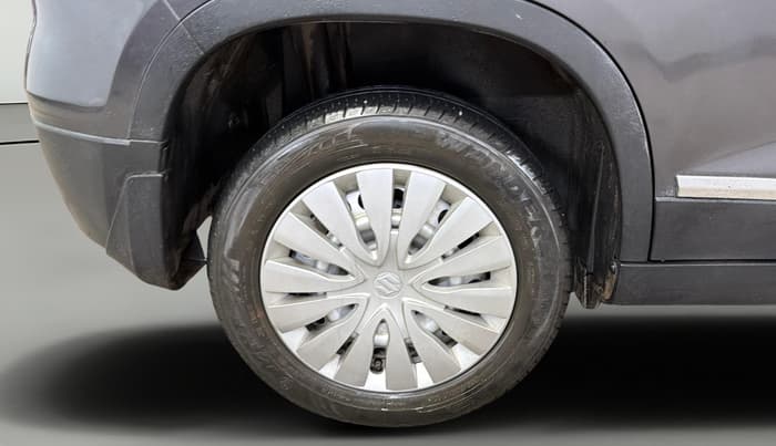 2022 Maruti Vitara Brezza LXI, Petrol, Manual, 39,255 km, Right Rear Wheel