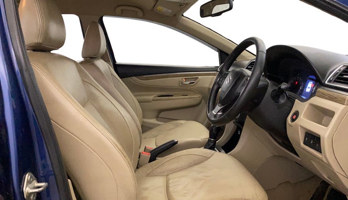 2019 Maruti Ciaz ALPHA  AT 1.5 SHVS PETROL, Petrol, Automatic, 90,128 km, Right Side Front Door Cabin