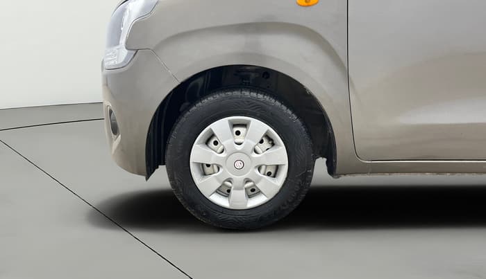 2021 Maruti New Wagon-R LXI CNG 1.0, CNG, Manual, 68,117 km, Left Front Wheel