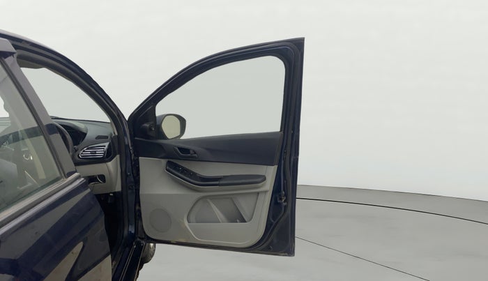 2021 Tata Tiago XT (O) PETROL, Petrol, Manual, 42,135 km, RHS Front Door