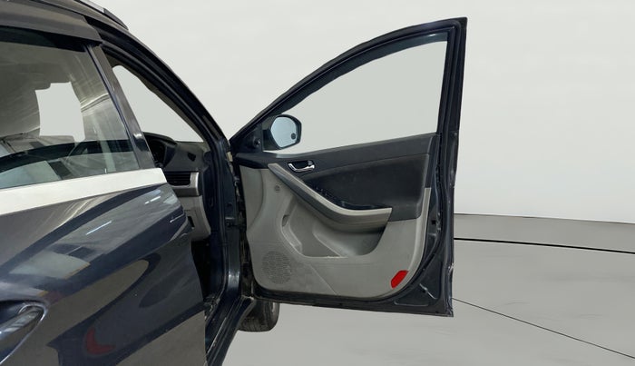 2019 Tata NEXON XZA PLUS PETROL, Petrol, Automatic, 94,486 km, RHS Front Door