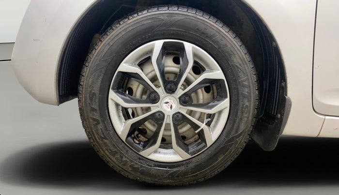 2015 Hyundai Eon ERA +, Petrol, Manual, 85,616 km, Left Front Wheel