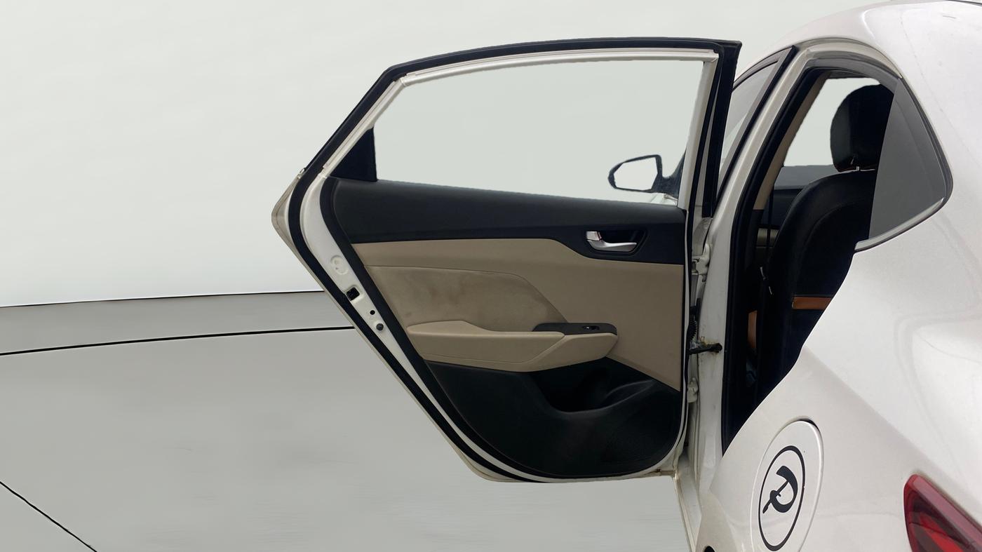 2018 Hyundai Verna 1.6 VTVT SX, Petrol, Manual, 83,392 km, LHS Rear Door