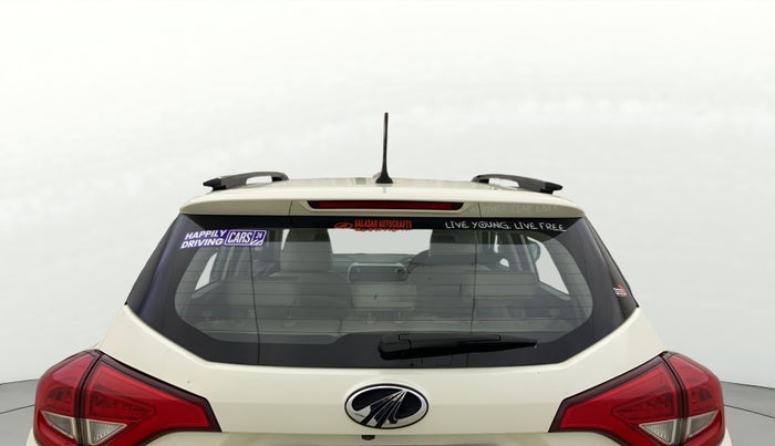 2020 Mahindra XUV300 W8 (O) 1.2 PETROL, Petrol, Manual, 42,702 km, Rear Windshield