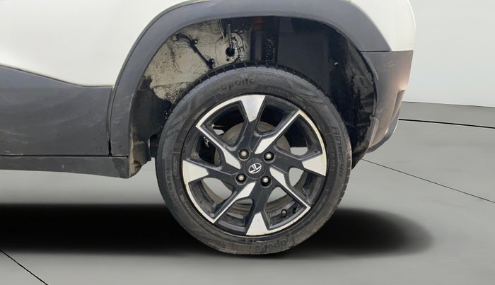 2023 Tata PUNCH ACCOMPLISHED DAZZLE SUNROOF CNG MT, CNG, Manual, 61,414 km, Left Rear Wheel