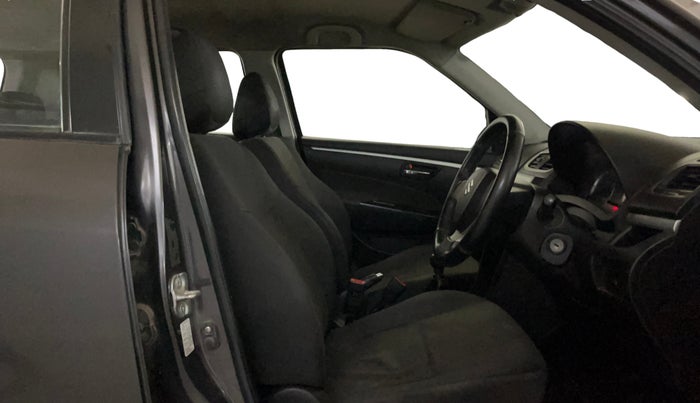 2014 Maruti Swift VXI, Petrol, Manual, 1,11,377 km, Right Side Front Door Cabin