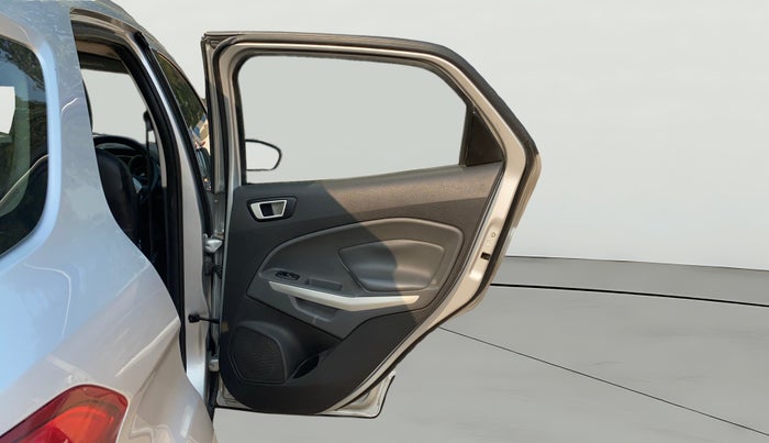 2014 Ford Ecosport TITANIUM 1.5L DIESEL (OPT), Diesel, Manual, 1,15,278 km, RHS Rear Door