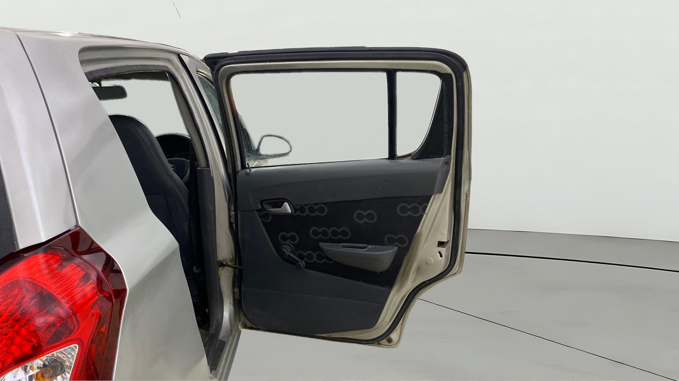2014 Maruti Alto 800 LXI CNG, CNG, Manual, 1,27,951 km, RHS Rear Door