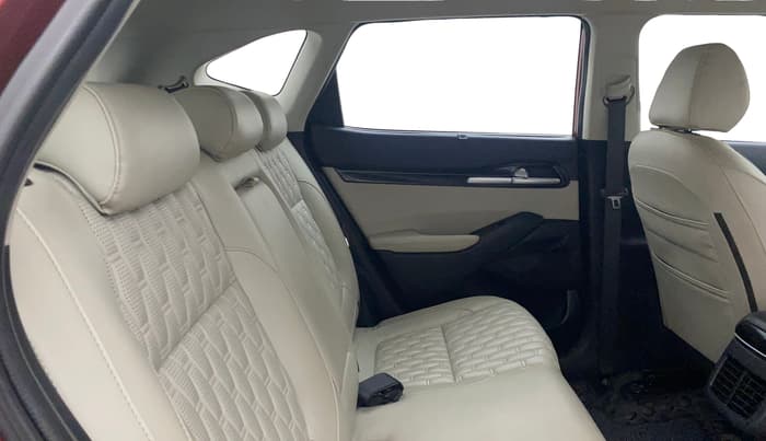 2019 KIA SELTOS HTX 1.5 PETROL, Petrol, Manual, 71,857 km, Right Side Rear Door Cabin
