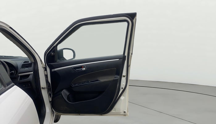 2016 Maruti Swift VDI, Diesel, Manual, 77,854 km, RHS Front Door