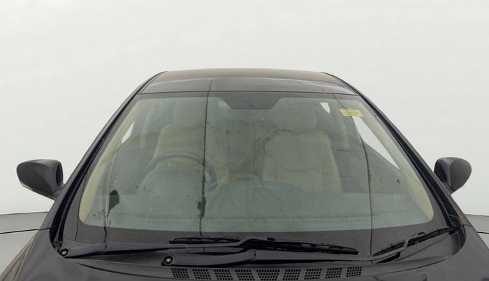 2014 Hyundai New Elantra 1.6 SX AT DIESEL, Diesel, Automatic, 1,02,277 km, Front Windshield