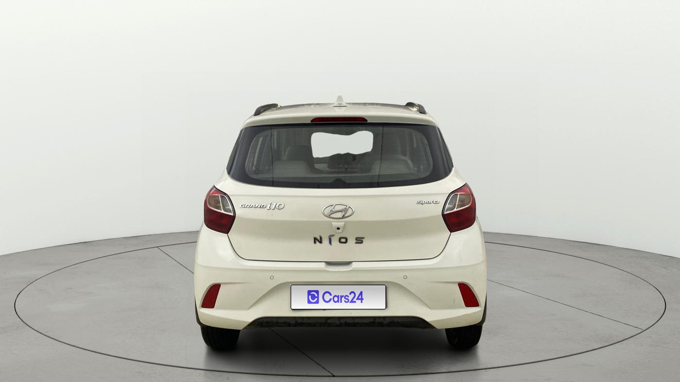 2020 Hyundai GRAND I10 NIOS SPORTZ 1.2 KAPPA VTVT CNG, CNG, Manual, 8,680 km, Back/Rear