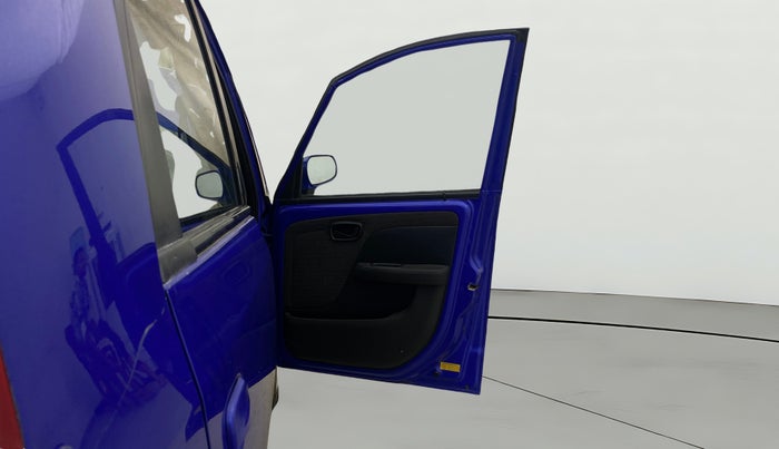 2014 Tata Nano TWIST XT, Petrol, Manual, 49,821 km, RHS Front Door