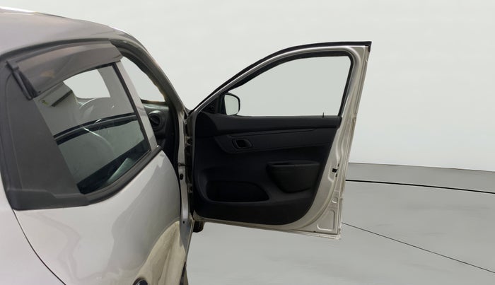 2021 Renault Kwid RXL, Petrol, Manual, 20,643 km, RHS Front Door