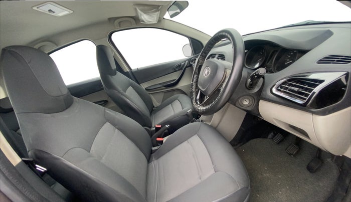 2018 Tata Tiago XT PETROL, Petrol, Manual, 1,03,888 km, Right Side Front Door Cabin