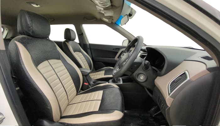 2017 Hyundai Creta E PLUS 1.4 DIESEL, Diesel, Manual, 80,637 km, Right Side Front Door Cabin