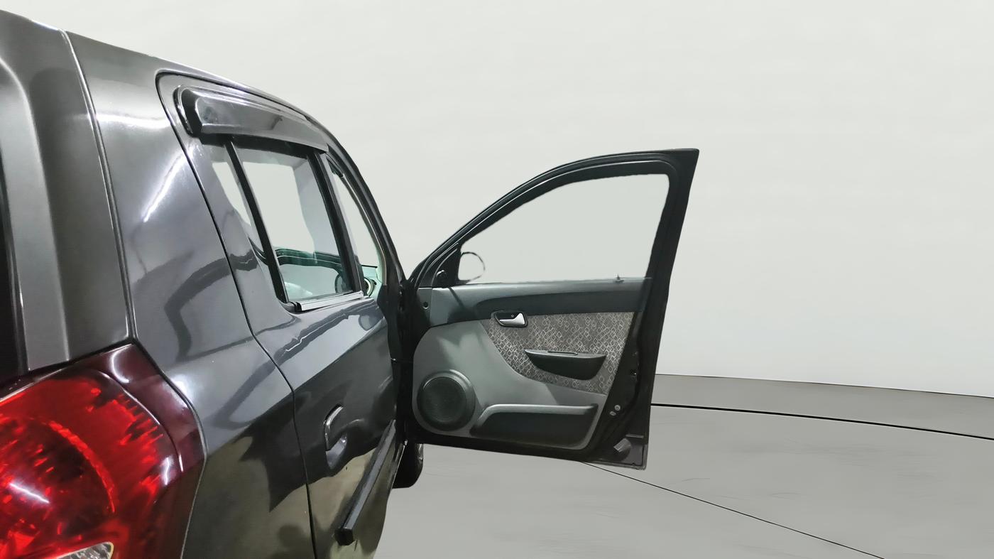 2018 Maruti Alto 800 LXI, CNG, Manual, 46,866 km, RHS Front Door