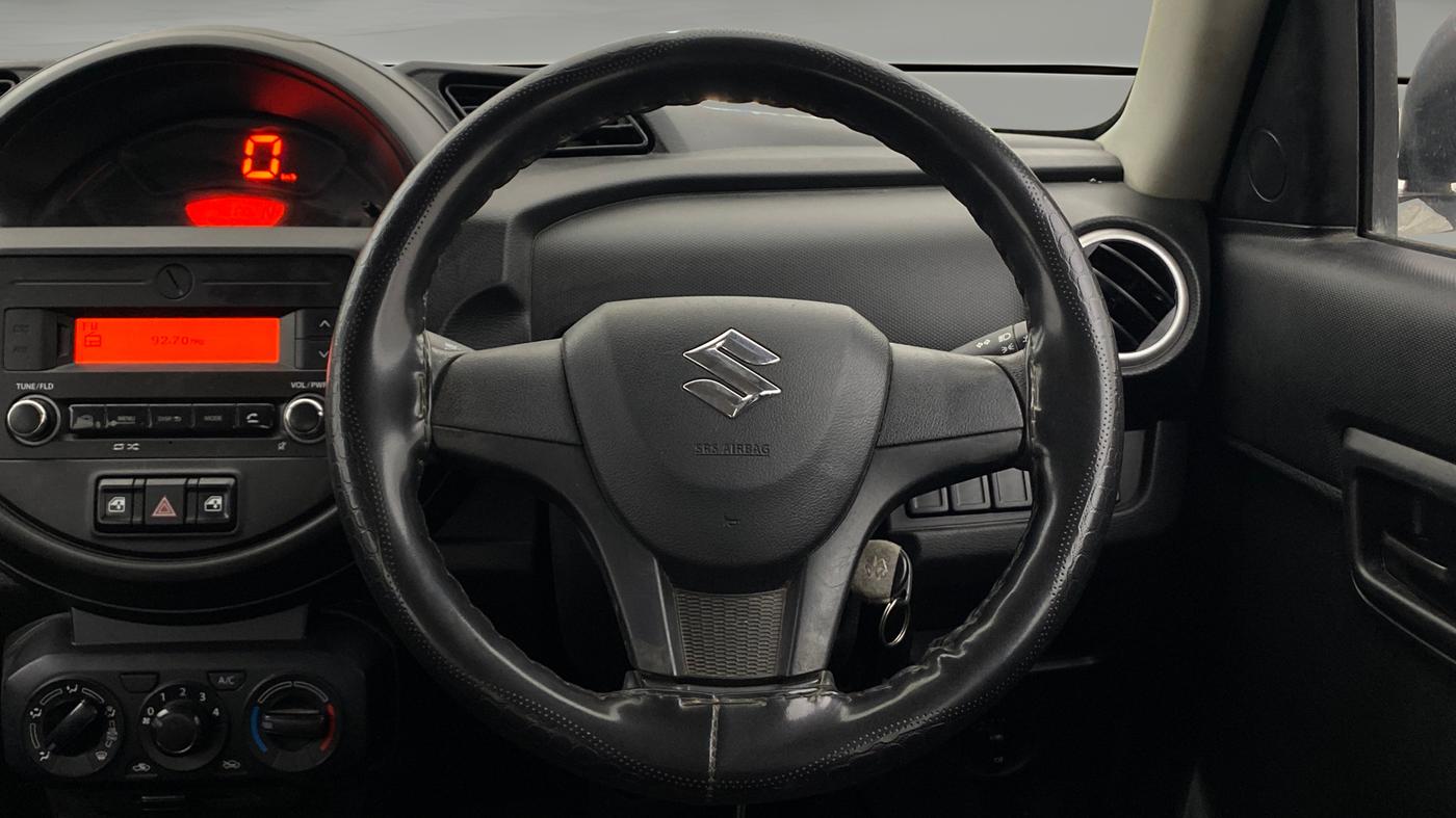 2021 Maruti S PRESSO VXI AMT, Petrol, Automatic, 42,248 km, Steering Wheel Close Up