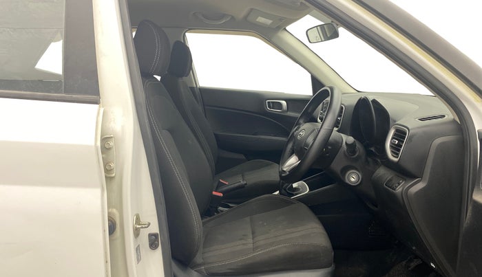 2021 Hyundai VENUE S 1.2, Petrol, Manual, 44,718 km, Right Side Front Door Cabin