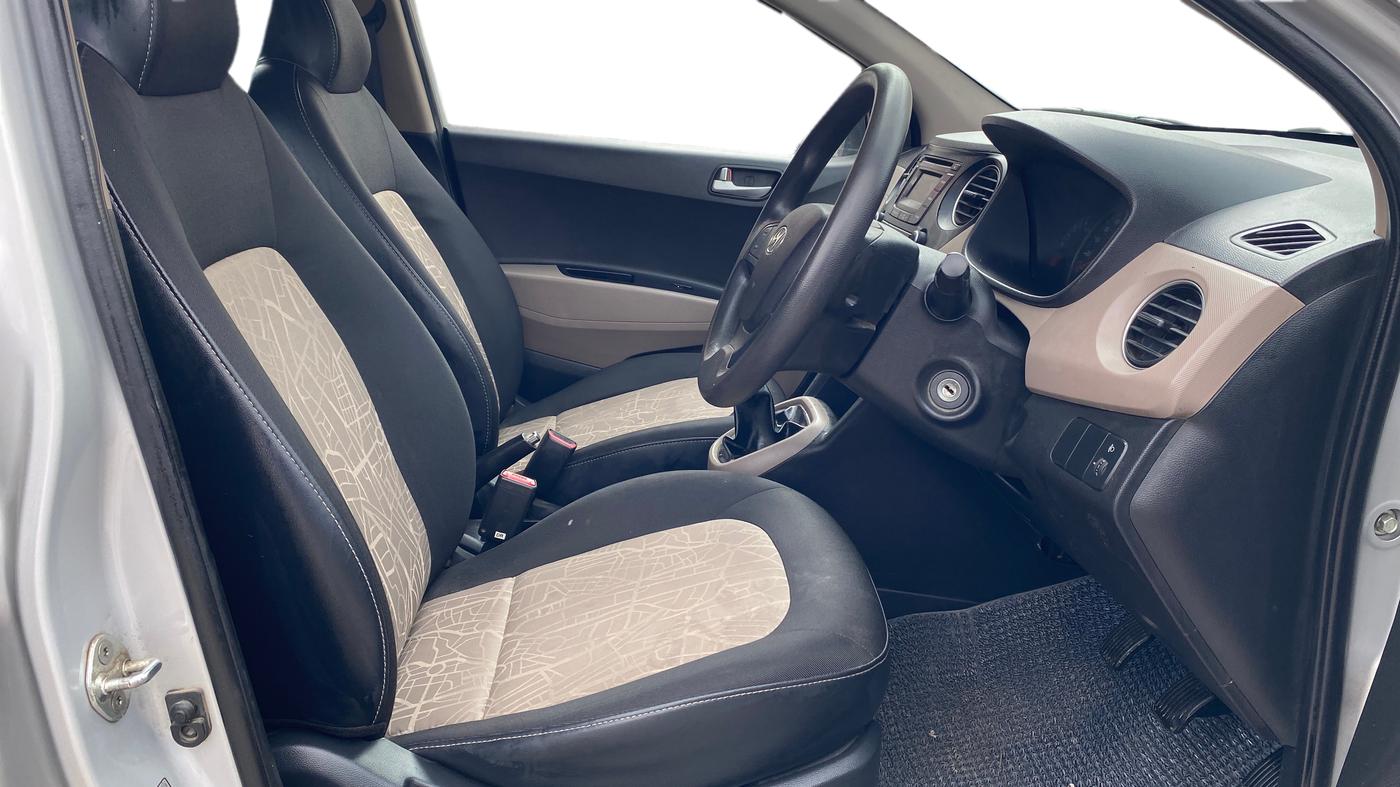 2015 Hyundai Grand i10 SPORTZ 1.2 KAPPA VTVT, Petrol, Manual, 71,653 km, Right Side Front Door Cabin