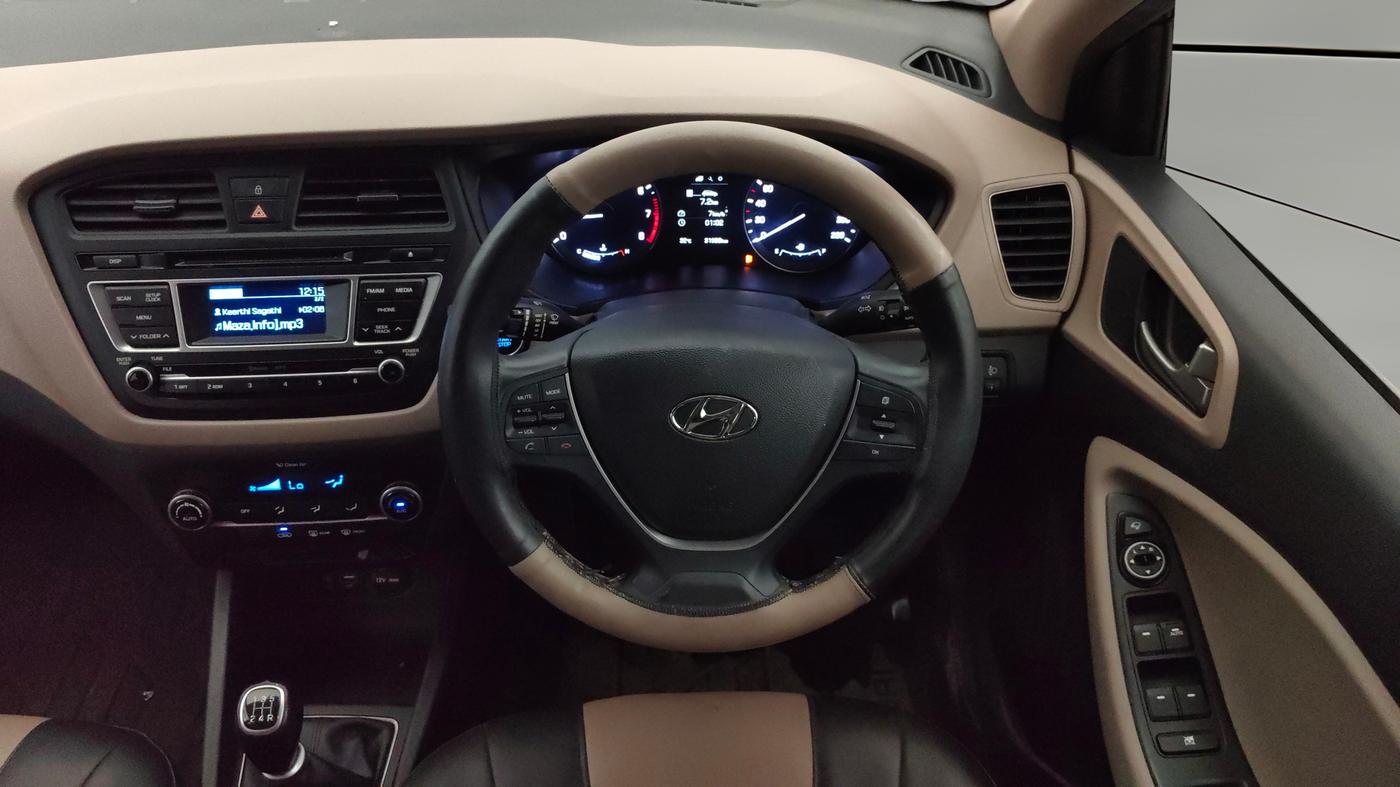 2015 Hyundai Elite i20 ASTA 1.2, Petrol, Manual, 31,991 km, Steering Wheel Close Up