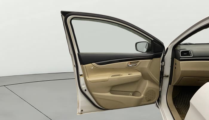 2016 Maruti Ciaz VXI+, Petrol, Manual, 71,263 km, LHS Front Door