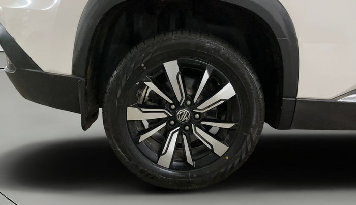 2019 MG HECTOR SMART HYBRID 1.5 PETROL, Petrol, Manual, 59,525 km, Right Rear Wheel