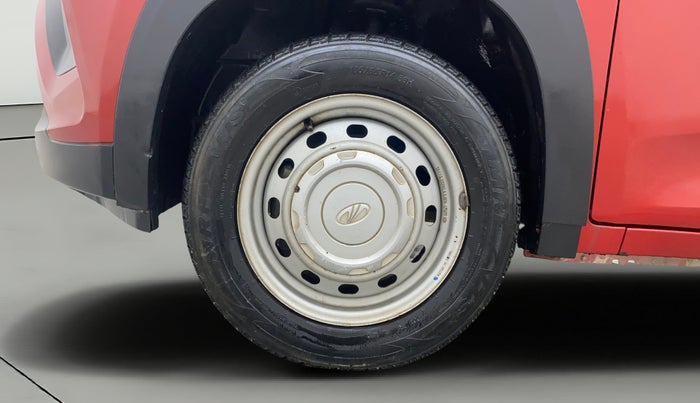 2018 Mahindra KUV 100 NXT K2+ P 6 STR, Petrol, Manual, 45,423 km, Left Front Wheel