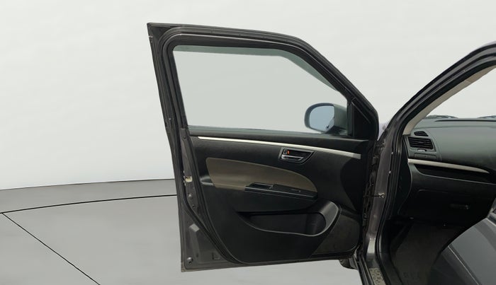 2017 Maruti Swift VXI, Petrol, Manual, 64,981 km, LHS Front Door