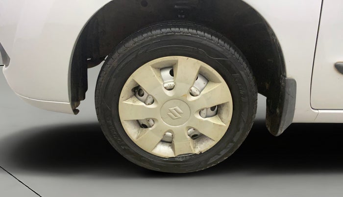 2012 Maruti Wagon R 1.0 LXI, Petrol, Manual, 1,18,766 km, Left Front Wheel